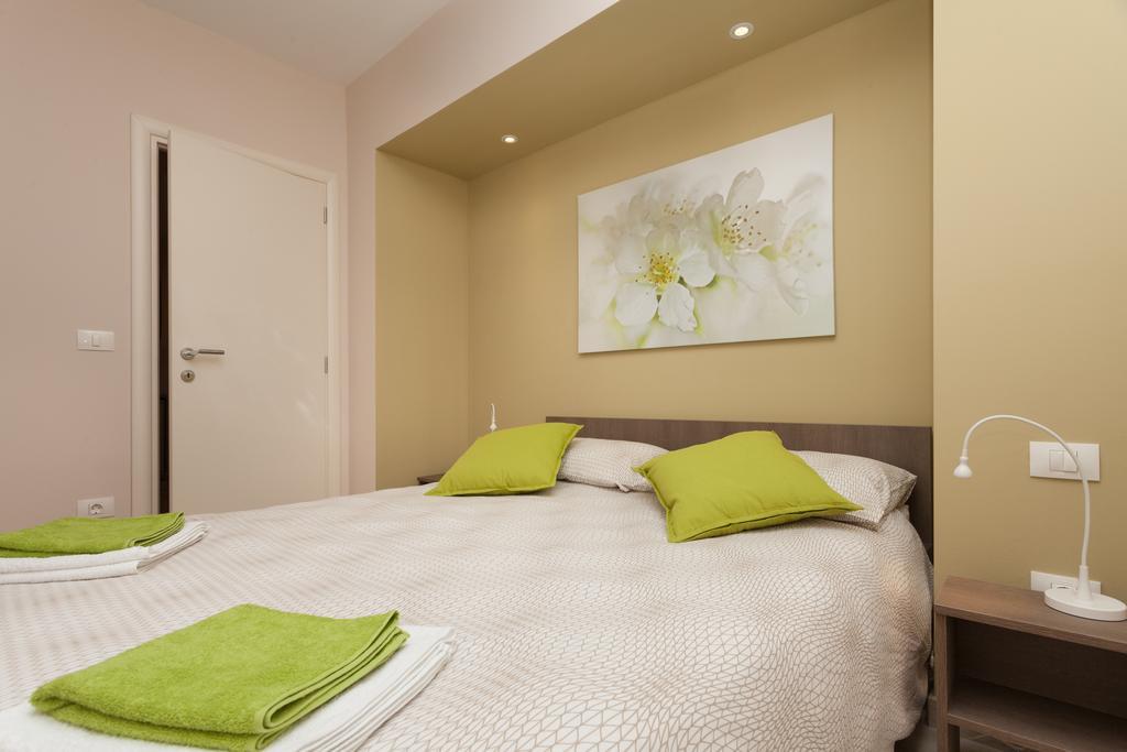 Apartments Alice โรวีน ห้อง รูปภาพ